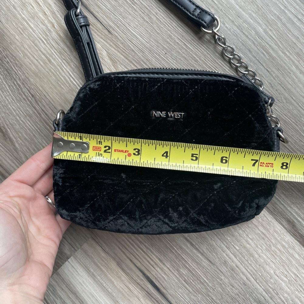 Nine West Black Quilted Velvet Crossbody Bag Silver Chain Strap Camera Bag - Picture 7 of 8